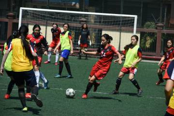 利物浦2-0收官！雅凯锁主力+加克波复苏，琼斯离队有迹可循｜中欧体育首页（配图示意）